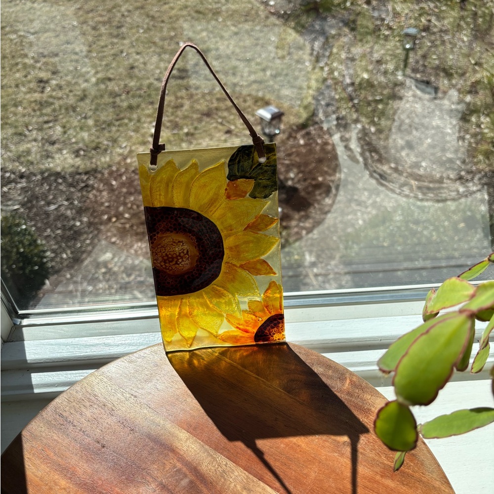 Gorgeous Sunflower~ Glass Sun catcher!☀️ 🌻